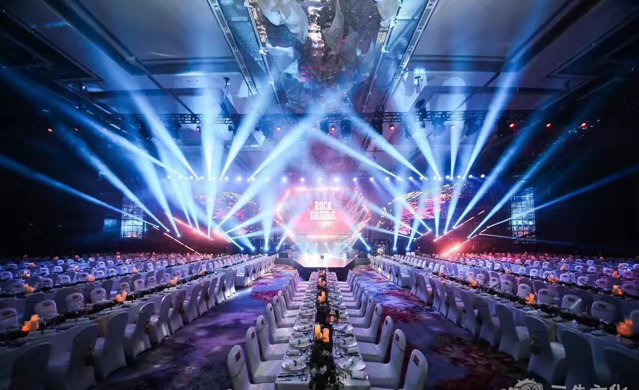 【活動策劃】撰寫畢業晚會主題活動策劃方案需要包含哪些內容?